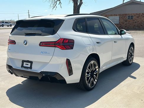 New 2026 BMW X3 xDrive30 w/ Premium Package image 8