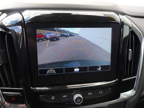 Used 2021 Chevrolet Traverse LT w/ LPO, Floor Liner Package AWD/4WD image 37
