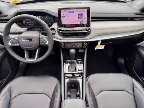 New 2026 Jeep Compass Limited w/ Sun, Sound & Navigation Group AWD/4WD image 11