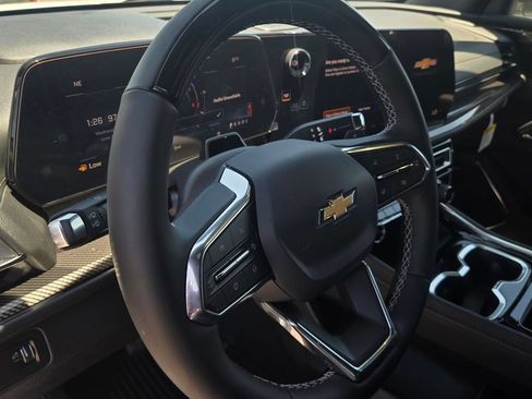 New 2026 Chevrolet Traverse High Country FWD image 14