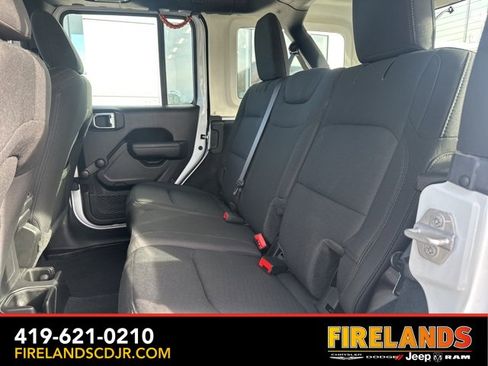 Used 2022 Jeep Wrangler Unlimited Sport image 8