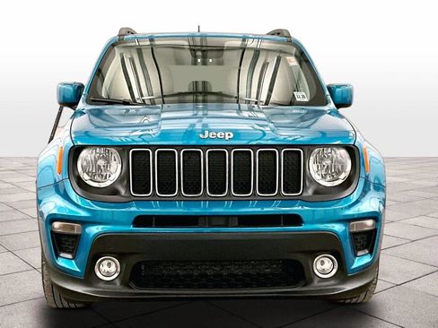 Used 2021 Jeep Renegade Latitude image 3