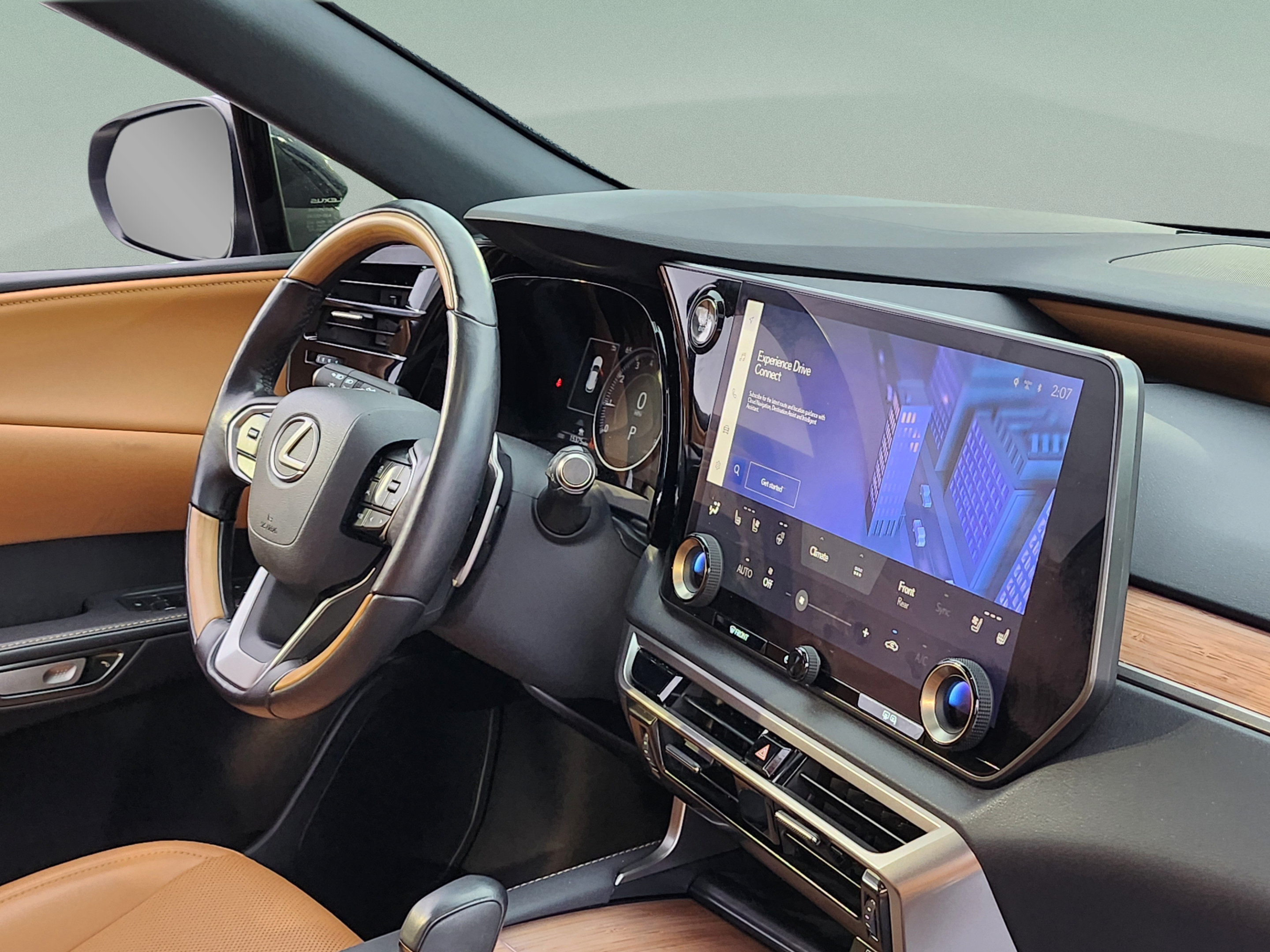 Used 2024 Lexus RX 350 Premium w/ Accessory Package (Z1) FWD image 27