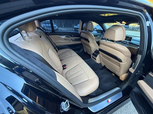Used 2016 BMW 750i xDrive image 12