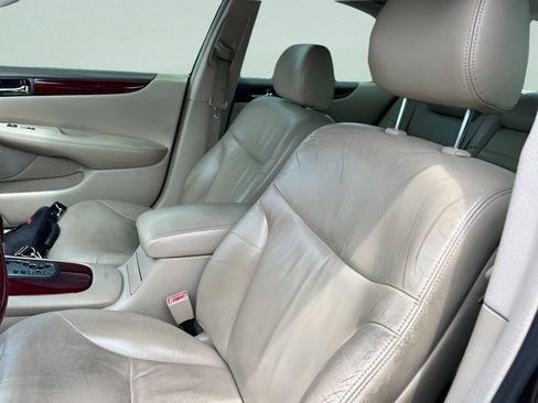 Used 2002 Lexus ES 330 FWD image 23
