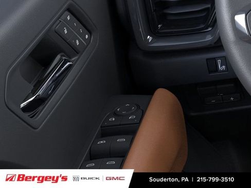 New 2026 GMC Canyon AT4 w/ Technology Plus Package AWD/4WD image 24
