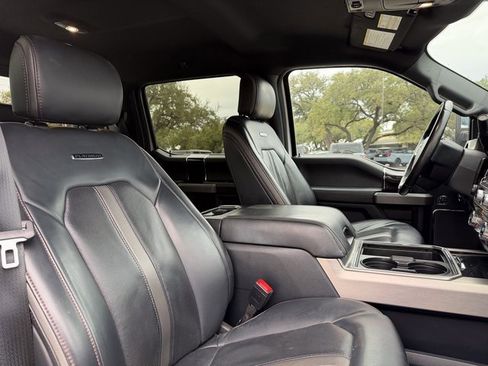 Used 2022 Ford F250 Platinum w/ FX4 Off-Road Package image 16