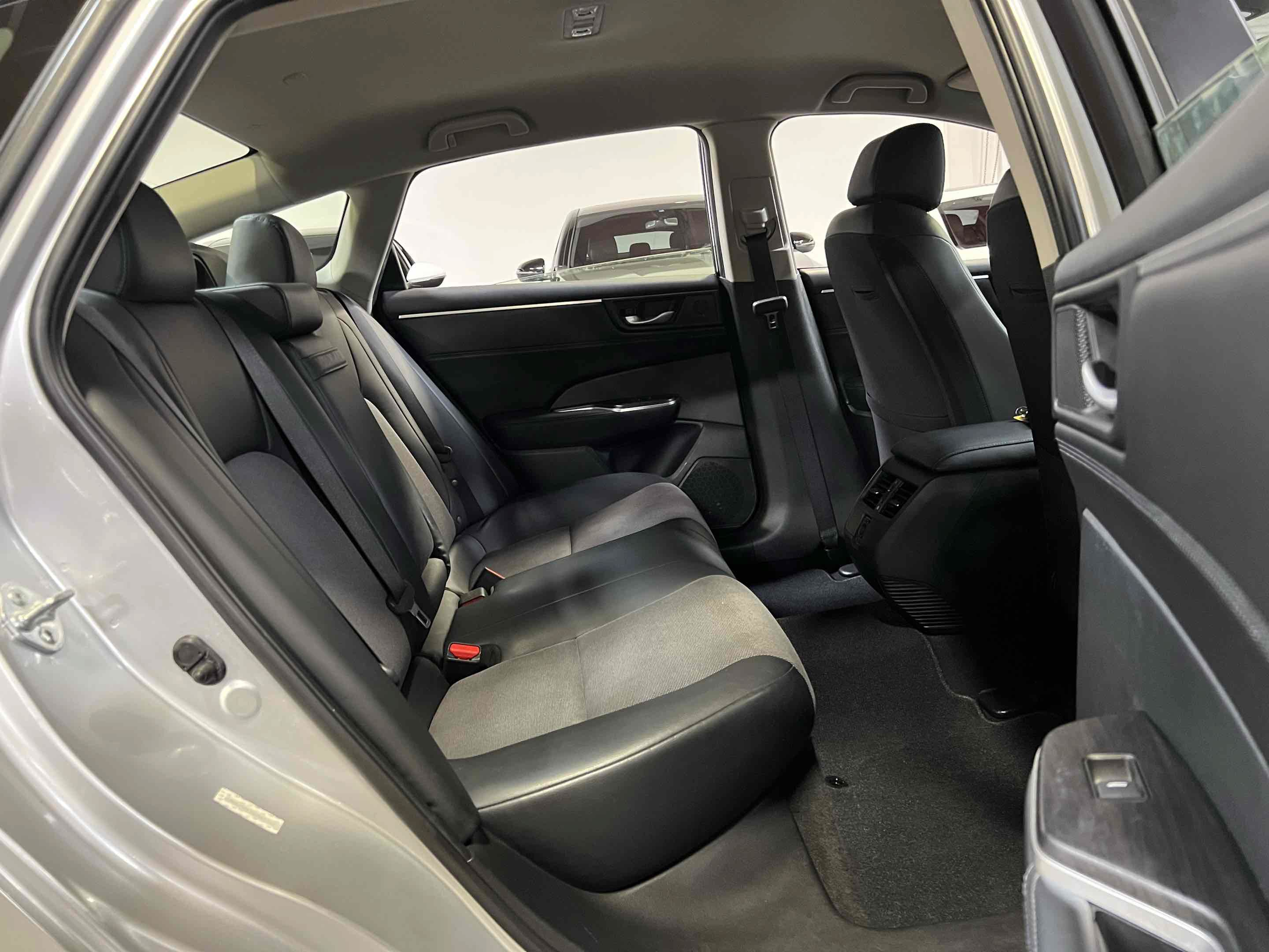 Used 2020 Honda Clarity Plug-In Hybrid image 34