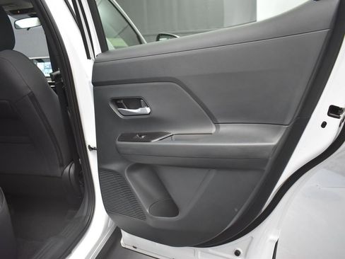 New 2025 Nissan Kicks SV image 20