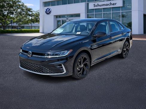 New 2026 Volkswagen Jetta SE image 3