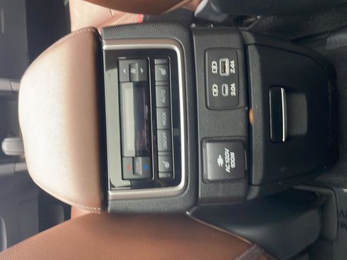 Certified 2023 Subaru Ascent Touring image 24