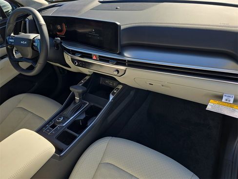 New 2026 Kia Sorento EX image 14