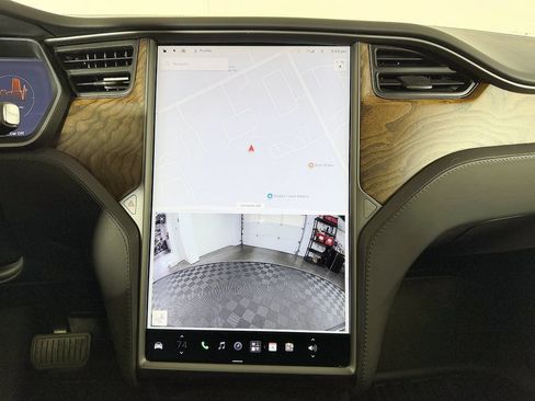 Used 2018 Tesla Model X 75D AWD/4WD image 65