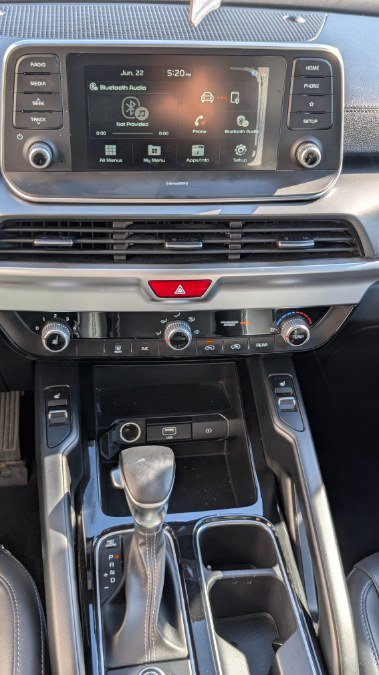 Used 2021 Kia Telluride S FWD image 21