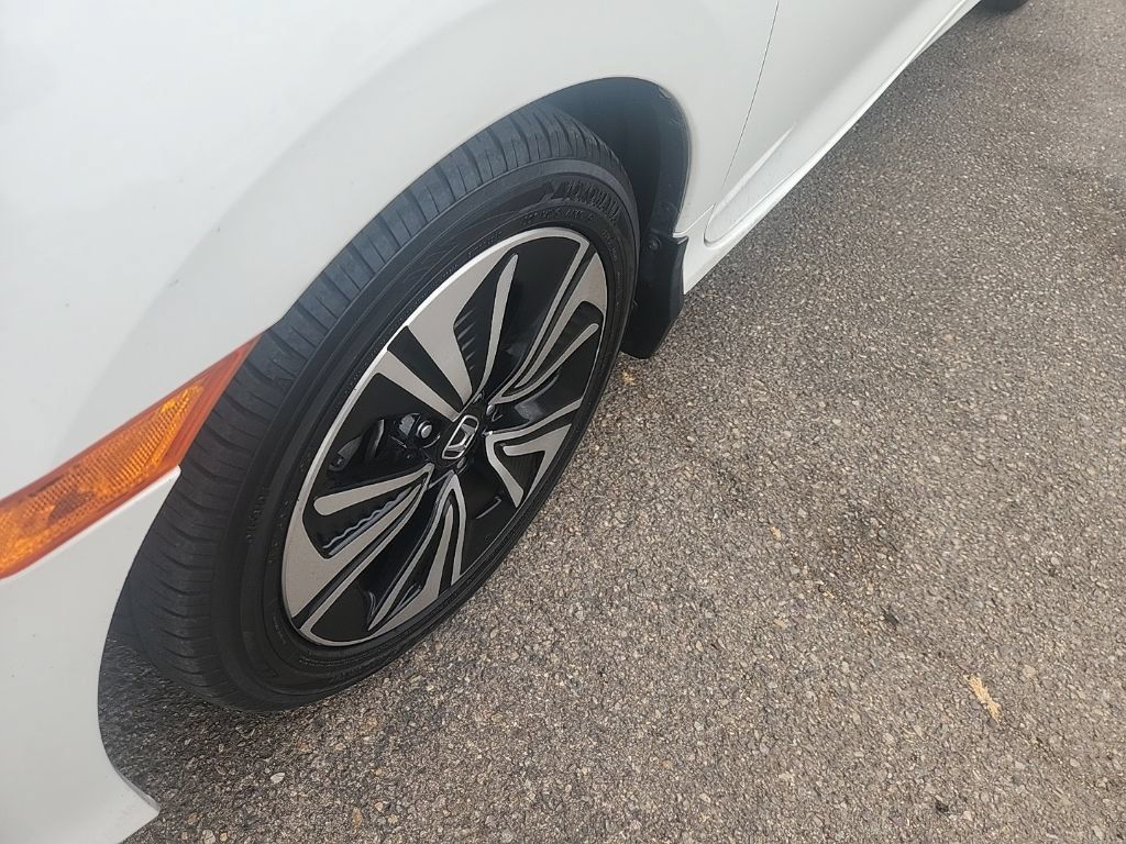 Used 2017 Honda Civic EX-T image 8