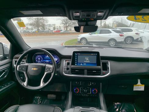 Used 2024 Chevrolet Tahoe Premier w/ Premium Package 2 image 35