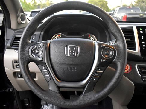 Used 2016 Honda Pilot EX image 24