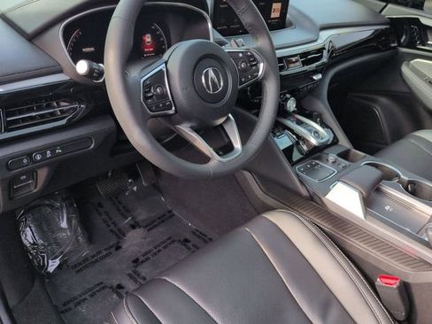 Used 2024 Acura MDX SH-AWD w/ Technology Package image 11