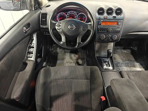 Used 2012 Nissan Altima 2.5 S w/ Convenience Pkg FWD image 4