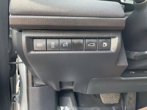 Certified 2025 Toyota Camry LE image 20