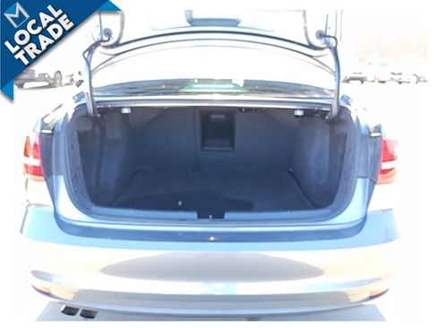 Used 2017 Volkswagen Jetta SEL image 47