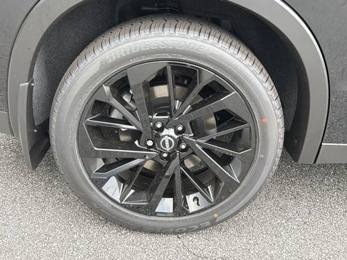 New 2026 Nissan Rogue SL AWD/4WD image 19