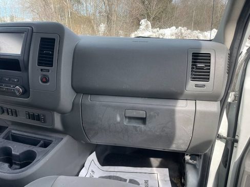 Used 2021 Nissan NV 2500 SV RWD image 29