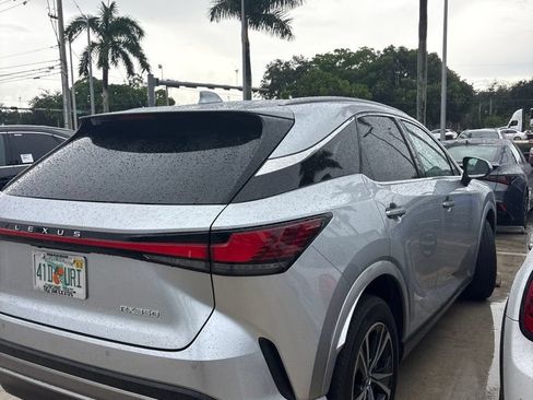 Used 2024 Lexus RX 350 Premium w/ Convenience Package FWD image 5