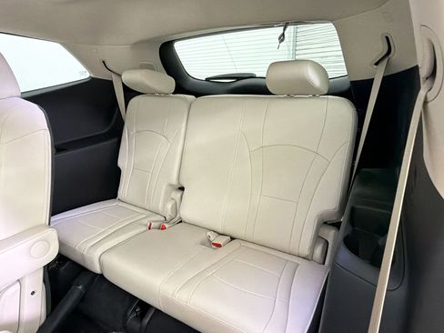 Used 2023 Buick Enclave Premium w/ Experience Buick Package FWD image 28