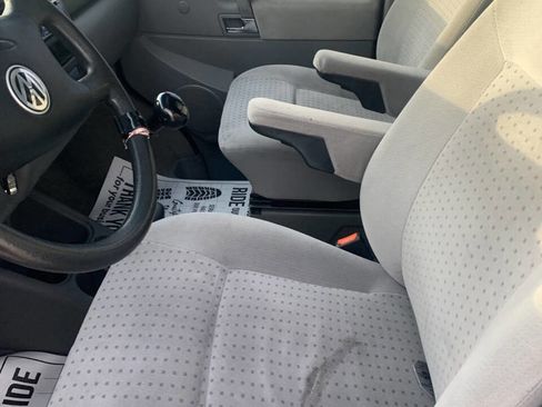 Used 2002 Volkswagen Eurovan MV image 13