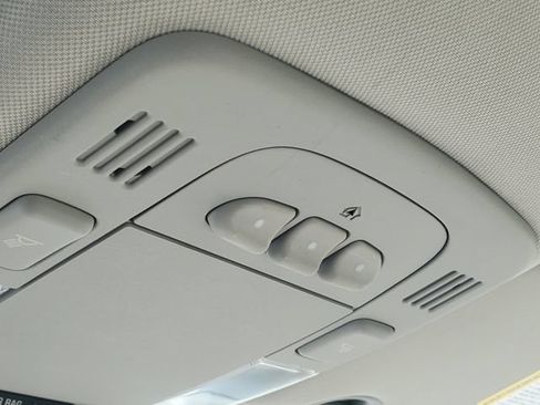 Used 2006 Buick Lucerne CXL w/ Luxury Package FWD image 21