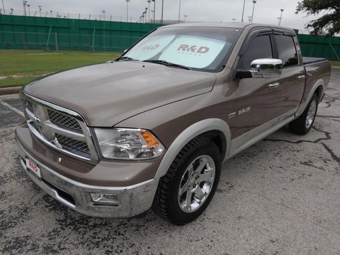 Used 2009 Dodge Ram 1500 Truck Laramie RWD image 3