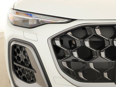 Certified 2025 Audi Q5 Prestige w/ 20" Wheel Package image 34