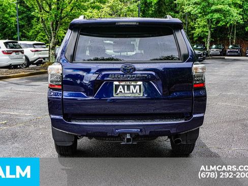 Used 2023 Toyota 4Runner SR5 Premium w/ Moonroof Package AWD/4WD image 10