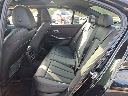Used 2021 BMW 330i xDrive Sedan w/ Premium Package image 10
