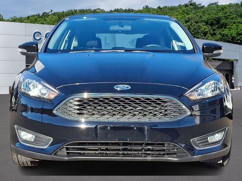 Used 2018 Ford Focus SEL w/ Cold Weather Package image 2