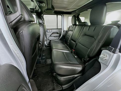 Used 2023 Jeep Wrangler Sahara w/ Cold Weather Group image 27