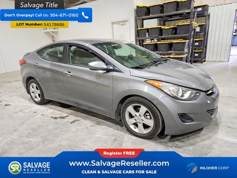 Used 2013 Hyundai Elantra GLS FWD image 5