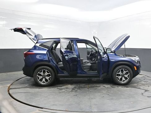 Used 2022 Kia Seltos EX AWD/4WD image 41