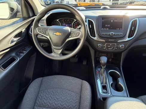 Used 2022 Chevrolet Equinox LT image 22