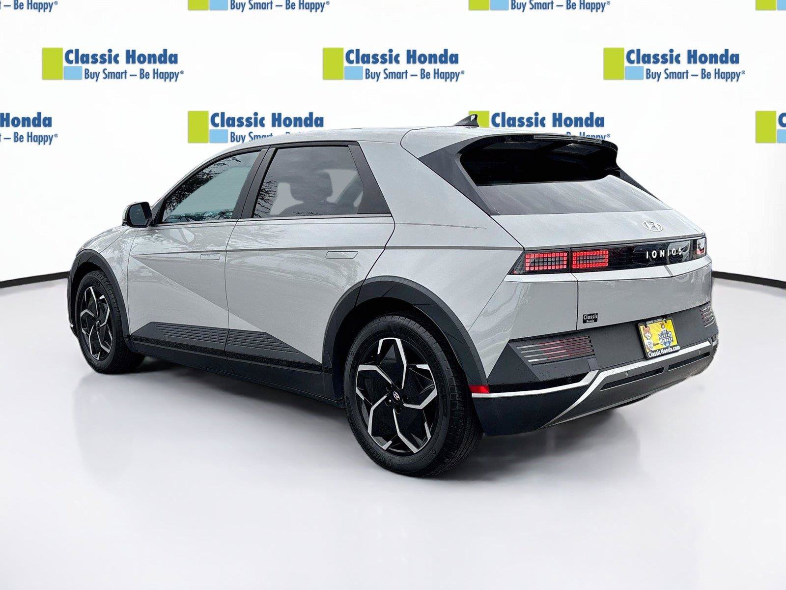 Used 2024 Hyundai Ioniq 5 SEL RWD image 5