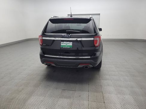 Used 2018 Ford Explorer XLT w/ Equipment Group 201A FWD image 7
