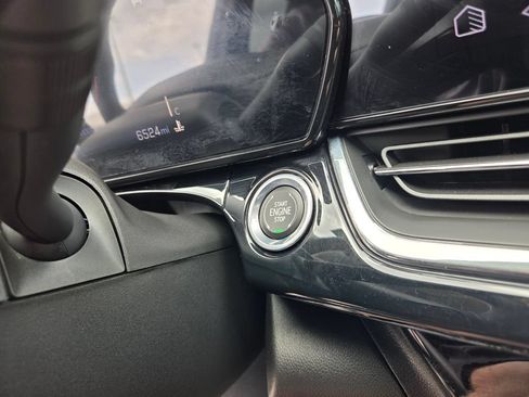 Used 2026 Chevrolet Trax ACTIV w/ Sunroof Package FWD image 27