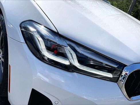 Used 2023 BMW 540i xDrive 540i xDrive w/ Premium Package image 28