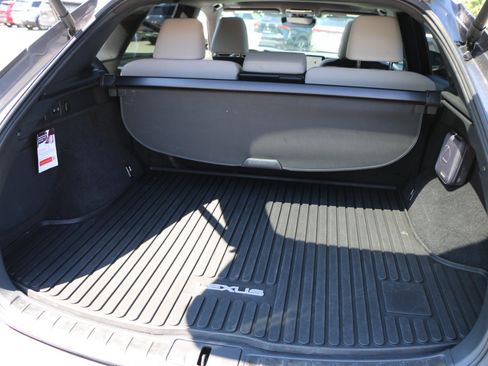 Used 2023 Lexus RX 350 Premium Plus w/ Accessory Package AWD/4WD image 32