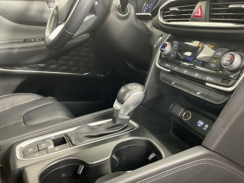 Used 2019 Hyundai Santa Fe Limited image 19
