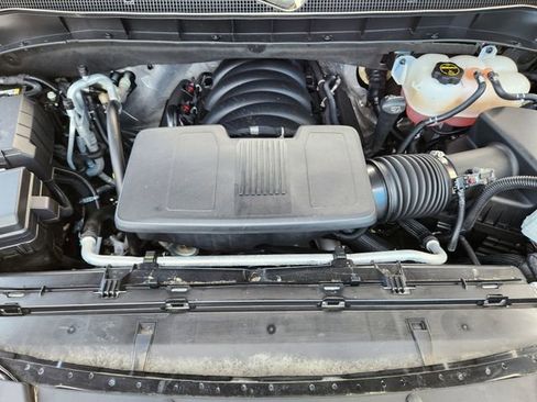 Used 2025 Chevrolet Tahoe LT AWD/4WD image 16