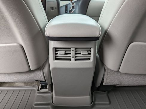 Used 2011 Lexus RX 350 AWD image 38