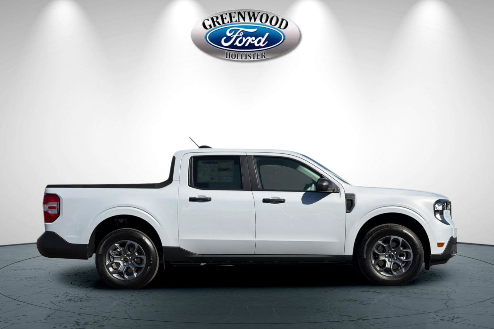 New 2026 Ford Maverick XLT FWD image 3