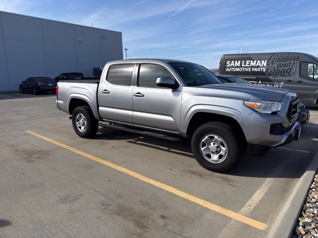 Used 2021 Toyota Tacoma SR w/ SR Convenience Package RWD image 3